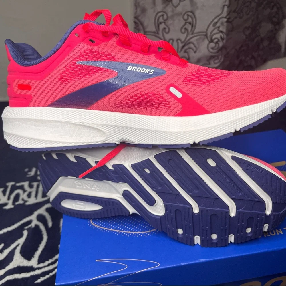 Brooks Neon Pink and Navy Running Shoes - Picture 3 of 7